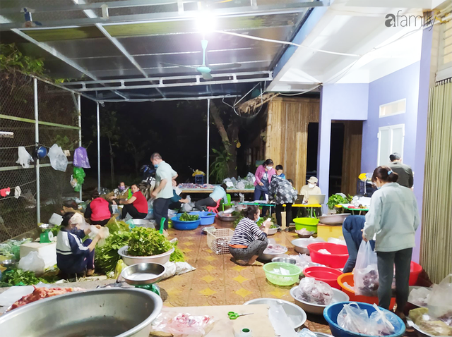 Chống Covid-19, ngôi trường cách Hà Nội 40km biến thành trang trại thực phẩm sạch; giáo viên tự bắt cá, làm shipper, chốt đơn “nhà nghề” - Ảnh 9.