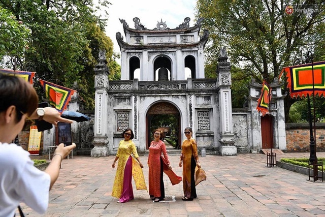 Các khu di tích, điểm tham quan tại Hà Nội mở cửa trở lại - Ảnh 6.