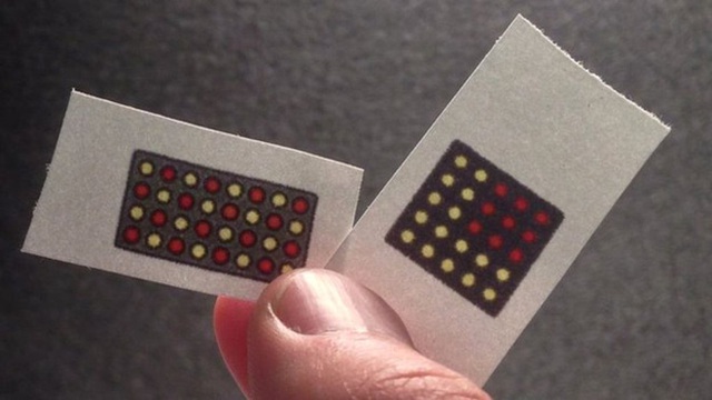 Nhà khoa học MIT đang phát triển những chiếc khẩu trang tự động phát sáng khi dính virus corona - Ảnh 1.