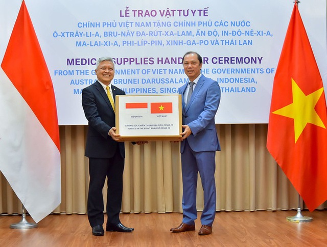  Việt Nam hỗ trợ trang thiết bị y tế cho 8 nước đang bị dịch Covid-19 - Ảnh 3.