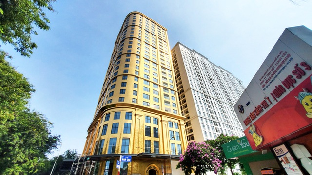  Tòa nhà dát vàng 24K từ chân đến nóc khủng nhất Hà Nội đang hoàn thiện - Ảnh 2.