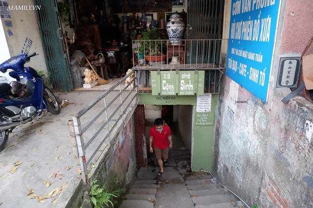 Chỉ họp 1 lần vào Chủ nhật hàng tuần, đây là phiên chợ triệu đô chuyên giao thương các loại đá quý, hiếm ngay giữa lòng Hà Nội - Ảnh 1. Chỉ họp 1 lần vào Chủ nhật hàng tuần, đây là phiên chợ triệu đô chuyên giao thương các loại đá quý, hiếm ngay giữa lòng Hà Nội - Ảnh 1.