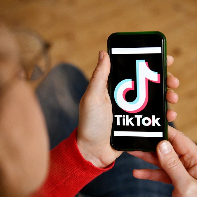 TikTok bùng nổ, chính thức vượt mặt Youtube trở thành ứng dụng phi trò chơi kiếm nhiều tiền nhất thế giới - Ảnh 1.