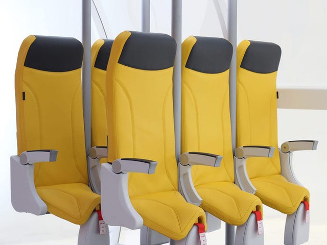 Giải pháp mới cho các hãng hàng không mùa Covid-19: Xếp ghế ngồi theo kiểu giở đầu đuôi để hạn chế hành khách tiếp xúc gần - Ảnh 6.