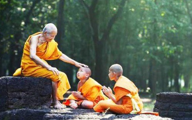 Chờ may mắn gõ cửa không bằng tự mình lương thiện, việc thuận tiện cho người khác cũng chính là thuận tiện cho bản thân