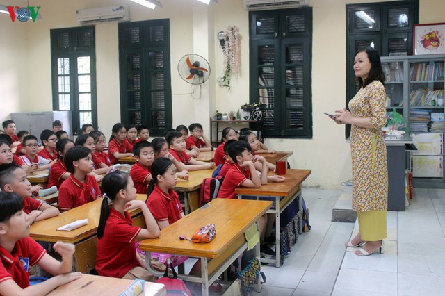 100% giáo viên tiếng Anh Hà Nội sẽ phải thi theo chuẩn quốc tế IELTS - Ảnh 1.