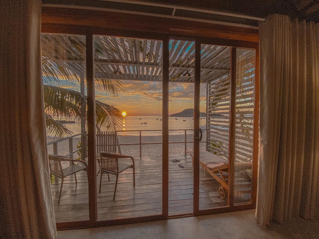 10h đặt vé máy bay, 14h đến Quy Nhơn, cô gái Hà Nội hoàn toàn bất ngờ vì chi phí rẻ, nước biển xanh ngắt, hải sản tươi rói, người dân vô cùng thân thiện - Ảnh 13. 10h đặt vé máy bay, 14h đến Quy Nhơn, cô gái Hà Nội hoàn toàn bất ngờ vì chi phí rẻ, nước biển xanh ngắt, hải sản tươi rói, người dân vô cùng thân thiện - Ảnh 13.