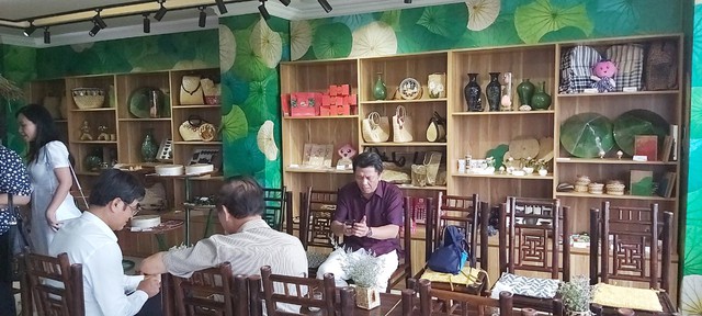 Tỉnh Đồng Tháp – ‘bàn tay vàng trong làng khởi nghiệp’: Khai trương cửa hàng đặc sản đầu tiên tại Hà Nội, chuyên giới thiệu sản phẩm của startup đất Sen hồng - Ảnh 2.
