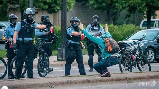 Sở cảnh sát Minneapolis bị giải thể sau làn sóng biểu tình tại Mỹ - Ảnh 1.