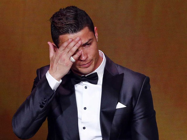 Là cầu thủ đầu tiên có 1 tỷ USD, Cristiano Ronaldo kiếm và tiêu tiền ra sao? - Ảnh 8. Là cầu thủ đầu tiên có 1 tỷ USD, Cristiano Ronaldo kiếm và tiêu tiền ra sao? - Ảnh 8.