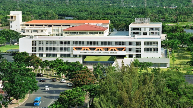 Trường Quốc tế đỉnh bậc nhất Sài Gòn: Không gian đẹp như trên phim, học phí nửa tỷ mỗi năm vẫn khiến phụ huynh sẵn sàng móc hầu bao cho con vào học - Ảnh 2.