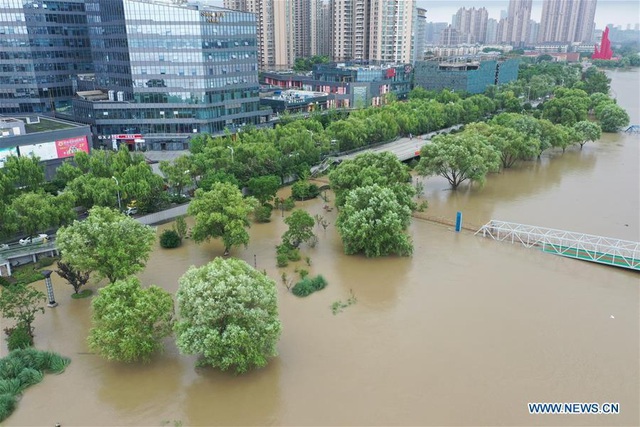 Hơn nửa miền Nam Trung Quốc chìm trong nước, thiệt hại khoảng 9 tỉ USD - Ảnh 3.
