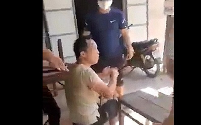  Nhóm người Trung Quốc chạy tán loạn khi bị kiểm tra: Đang được cách ly y tế, có 2 người bị sốt - Ảnh 1.