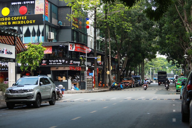 Phố Hàn Quốc ở Sài Gòn cửa đóng then cài, đìu hiu, xơ xác đến khó tin - Ảnh 14. Phố Hàn Quốc ở Sài Gòn cửa đóng then cài, đìu hiu, xơ xác đến khó tin - Ảnh 14.