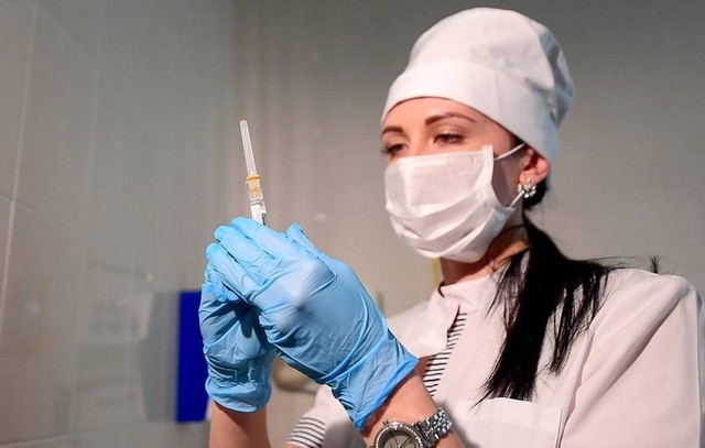Nga sẽ là nước đầu tiên trên thế giới có vaccine chống Covid-19 - Ảnh 1.