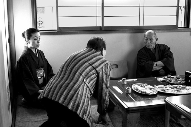 Vén màn cuộc sống của những chị đại Yakuza Nhật Bản: Cái bóng thầm lặng bên cạnh ông trùm, người tần tảo, kẻ khét tiếng - Ảnh 8.