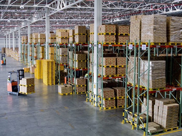 Jeff Bezos xây dựng đế chế 1.400 tỷ USD và trở thành người giàu nhất thế giới như thế nào? - Ảnh 8. Jeff Bezos xây dựng đế chế 1.400 tỷ USD và trở thành người giàu nhất thế giới như thế nào? - Ảnh 8.
