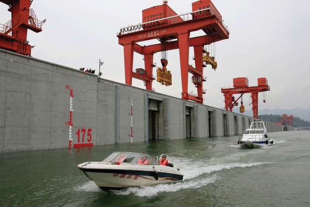  Bên trong đập Tam Hiệp - con đập thủy điện lớn nhất thế giới đang có nguy cơ gây đại thảm họa cho người Trung Quốc có gì?  - Ảnh 3.