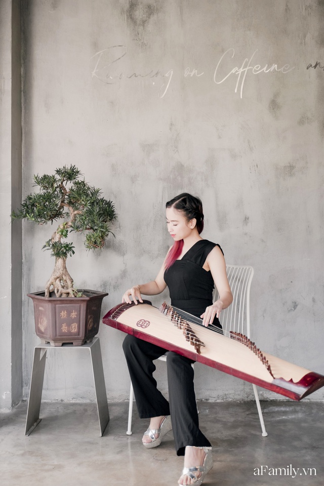 Đinh Khánh Ly: Từ một đứa trẻ trầm cảm trở thành cô giáo dạy đàn, là nhạc sĩ kiêm giám đốc thu nhập vài trăm triệu mỗi tháng tất cả đều là hành trình dài khó ai ngờ - Ảnh 3.