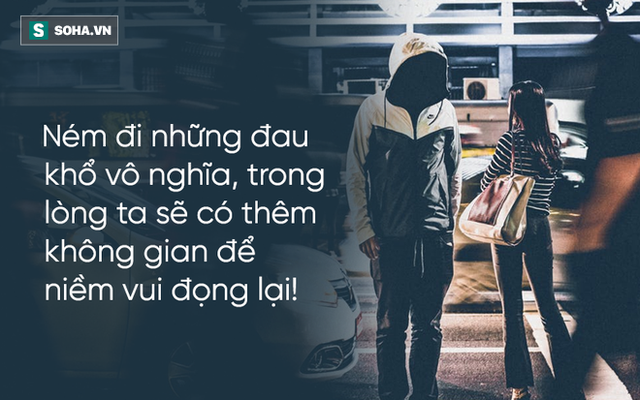  Cầm tờ giấy trắng quỳ trước tượng Phật, đến lúc chịu không nổi, chàng trai mới nhận ra sai lầm kinh điển nhiều người đang mắc - Ảnh 1.