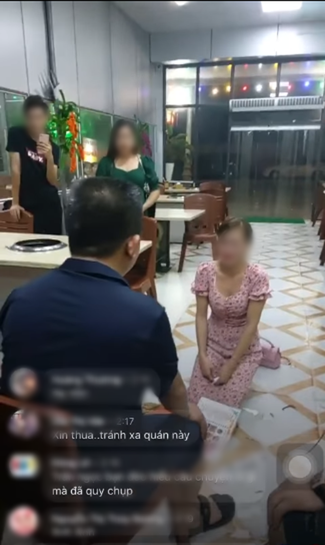 Công an vào cuộc xác minh clip người phụ nữ ở Bắc Ninh phải quỳ gối xin lỗi vì đăng bài bóc phốt đồ ăn của quán nướng có sán - Ảnh 2.
