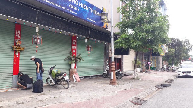Quán ăn bắt nữ khách quỳ gối tại Bắc Ninh đóng cửa, ngừng kinh doanh - Ảnh 2.