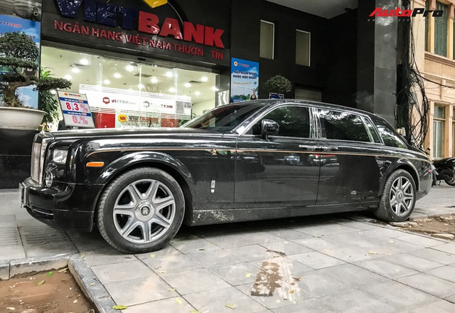 Đẳng cấp ‘chơi’ Rolls-Royce Phantom của nhà giàu Việt: Hàng siêu hiếm, siêu độc trên thế giới - Ảnh 1. Đẳng cấp ‘chơi’ Rolls-Royce Phantom của nhà giàu Việt: Hàng siêu hiếm, siêu độc trên thế giới - Ảnh 1.