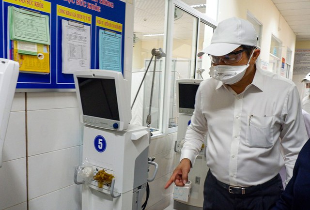 Bên trong Bệnh viện dã chiến Hòa Vang, điểm nóng nhất Đà Nẵng  - Ảnh 8.