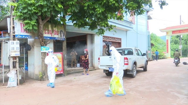 Bệnh nhân mắc Covid-19 ở Bắc Giang đến nhiều nơi đông người, di chuyển sang Quảng Ninh - Ảnh 1.