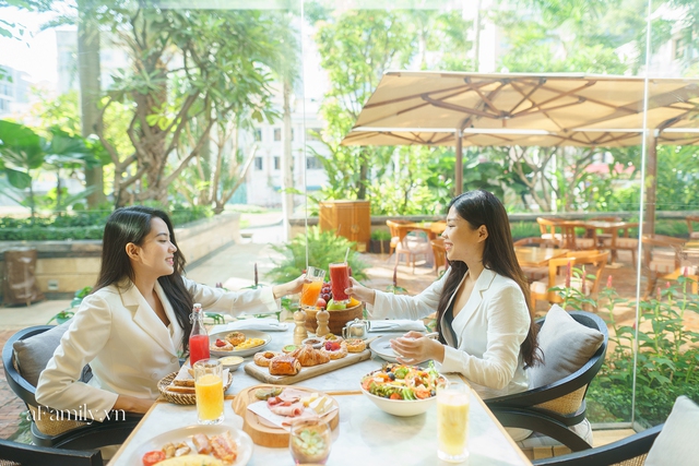 Chọn ở khách sạn 5 sao cho kỳ nghỉ 2/9 tại Sài Gòn, nhiều người bất ngờ với chi phí rẻ hơn thường ngày đến một nửa - Ảnh 8.