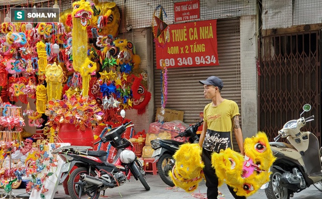  Bất ngờ tại con phố dài hơn 300m một năm thay áo vài lần ở Hà Nội - Ảnh 12.