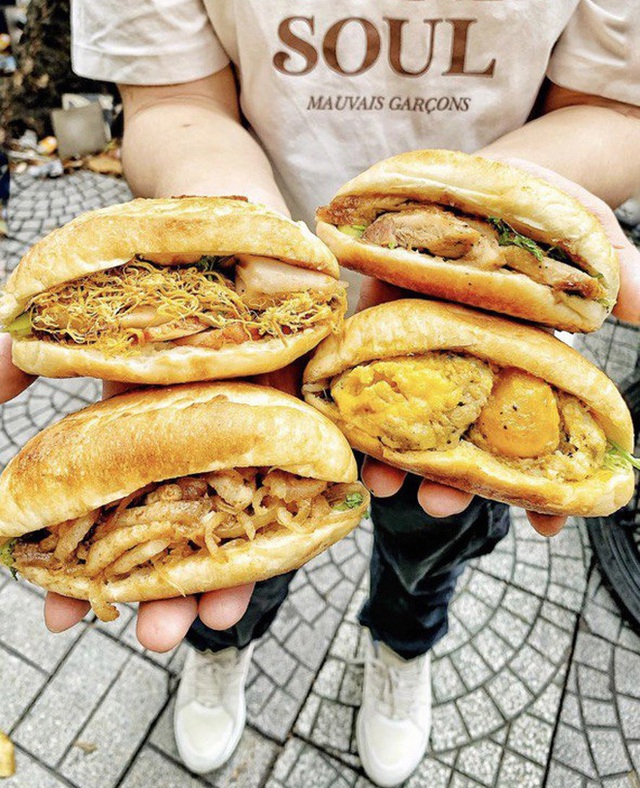 Thường xuyên bị... tào tháo rượt, tăng 10kg kể từ lúc làm food blogger: Ăn Sập Sài Gòn không hề sướng như mọi người nghĩ - Ảnh 9. Thường xuyên bị... tào tháo rượt, tăng 10kg kể từ lúc làm food blogger: Ăn Sập Sài Gòn không hề sướng như mọi người nghĩ - Ảnh 9.