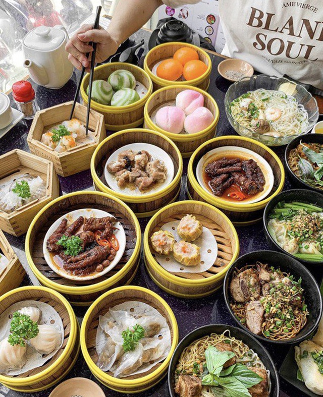 Thường xuyên bị... tào tháo rượt, tăng 10kg kể từ lúc làm food blogger: Ăn Sập Sài Gòn không hề sướng như mọi người nghĩ - Ảnh 10. Thường xuyên bị... tào tháo rượt, tăng 10kg kể từ lúc làm food blogger: Ăn Sập Sài Gòn không hề sướng như mọi người nghĩ - Ảnh 10.