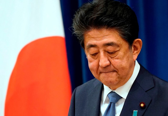 Người đàn ông 5 nghìn tỷ USD: Nhân vật quan trọng với nền kinh tế Nhật Bản bên cạnh thủ tướng Shinzo Abe - Ảnh 2.
