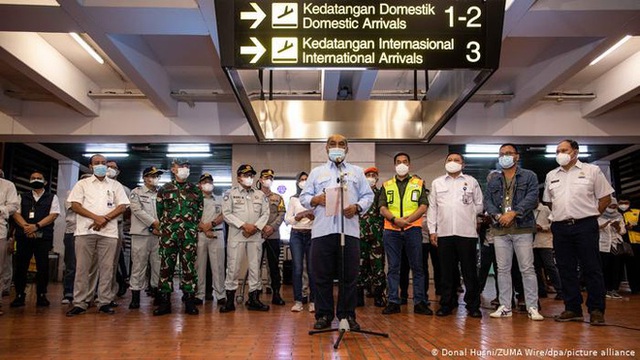  Tiếng nổ xé ngang bầu trời Indonesia: Tuổi thọ máy bay có phải thủ phạm chính trong tai nạn thảm khốc? - Ảnh 2.