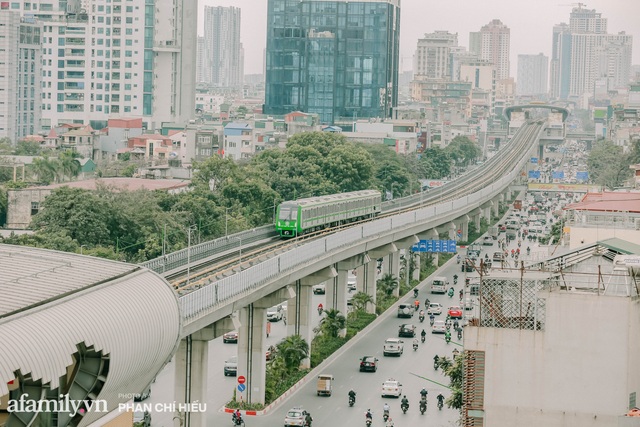 Tuyến đường sắt Cát Linh - Hà Đông hoàn thành, lộ ra một khung cảnh thành phố Hà Nội từ trên cao đẹp đến kinh ngạc và phải nói còn đầy hãnh diện!  - Ảnh 3.