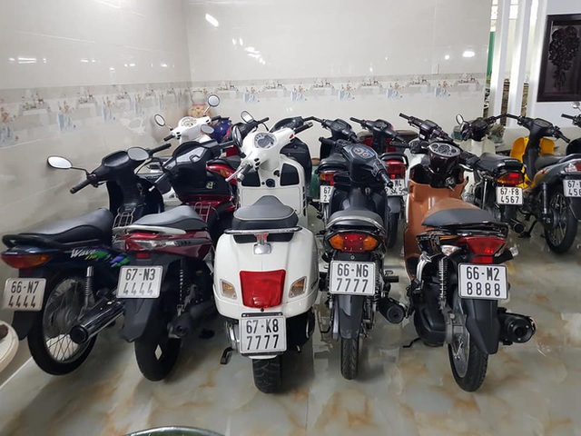 Dàn xe máy 500 chiếc biển đẹp khủng nhất Việt Nam, trị giá trăm tỷ đồng? - Ảnh 5.