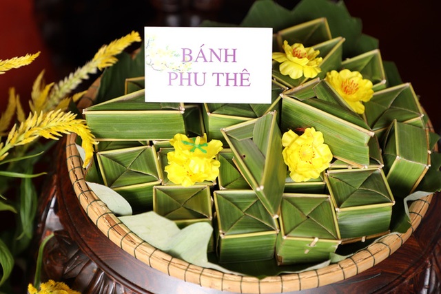 Bánh chưng, gà nướng Gia Lai hút người Sài Gòn ngày cận Tết - Ảnh 3.