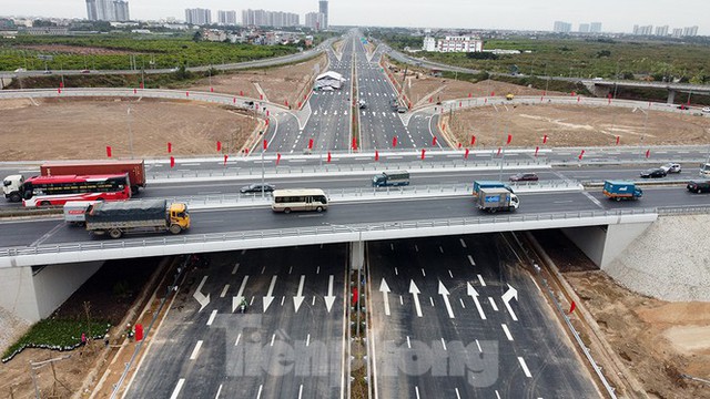 Nút giao Vành đai 3 với cao tốc Hà Nội - Hải Phòng trước ngày thông xe - Ảnh 4.
