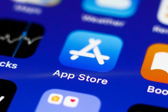 Apple bắt đầu cho phép người dùng đánh giá ứng dụng của mình trên App Store, ngay lập tức nhận bão 1 sao - Ảnh 1.