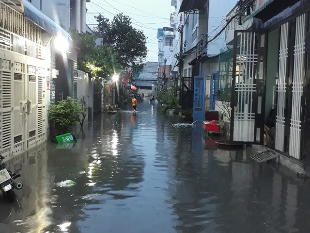 6 lý do khiến môi giới lâu năm luôn khuyên người mua phải đi xem nhà vào ngày mưa - Ảnh 1. 6 lý do khiến môi giới lâu năm luôn khuyên người mua phải đi xem nhà vào ngày mưa - Ảnh 1.
