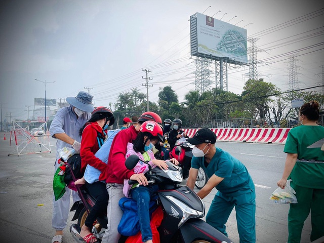  Trưởng nhóm Mai táng 0 đồng Giang Kim Cúc giữa sức ép sao kê: Tôi đã làm gì sai...? - Ảnh 11.