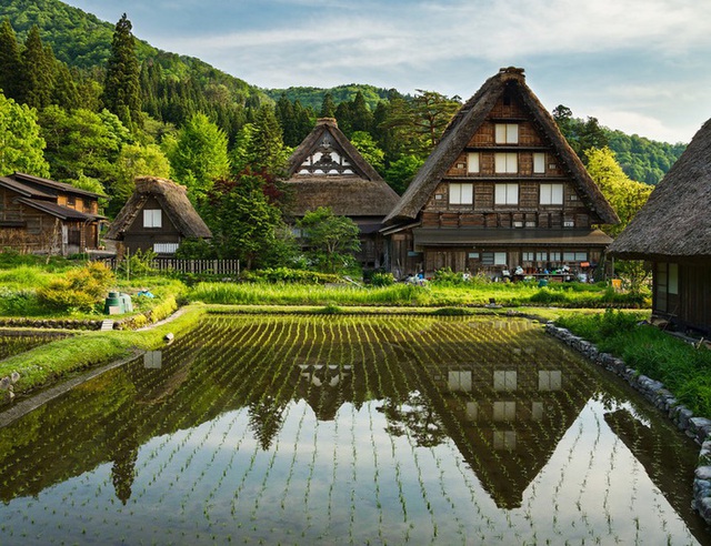 Những ngôi nhà an yên đẹp tựa tranh vẽ ở vùng nông thôn Nhật  - Ảnh 1.
