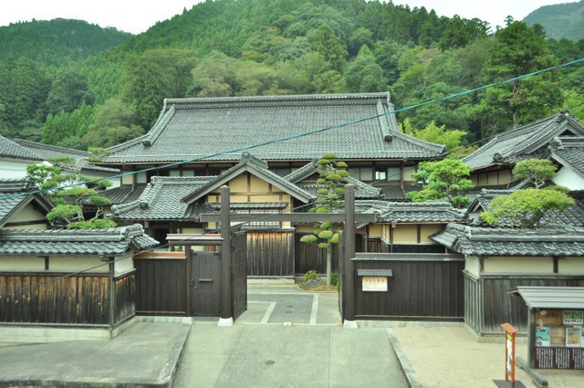 Những ngôi nhà an yên đẹp tựa tranh vẽ ở vùng nông thôn Nhật  - Ảnh 23.