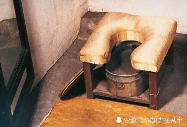 Suốt 300 năm chẳng có lấy một nhà vệ sinh trong 9.999 căn phòng, Tử Cấm Thành tồn tại ra sao với cả trăm ngàn người? - Ảnh 4. Suốt 300 năm chẳng có lấy một nhà vệ sinh trong 9.999 căn phòng, Tử Cấm Thành tồn tại ra sao với cả trăm ngàn người? - Ảnh 4.