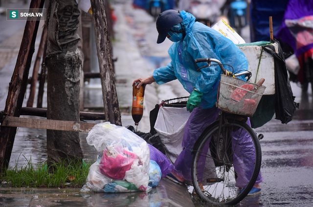  Xót xa mảnh đời mưu sinh trong mưa rét, không dám nghỉ bởi đứa con bại liệt còn nằm ở nhà - Ảnh 5.