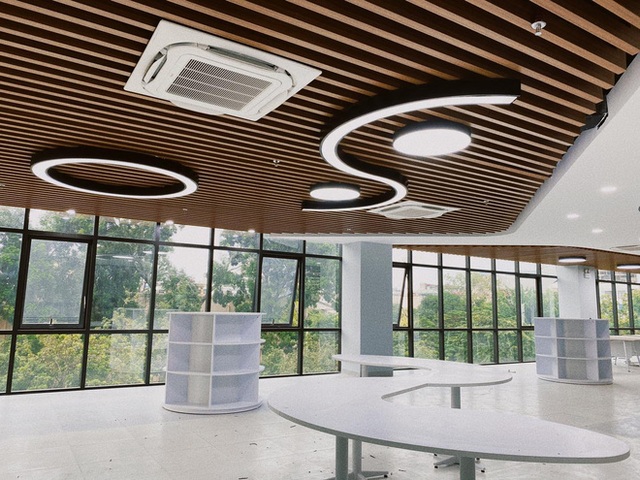 Xuất hiện thư viện siêu sang chảnh ngay tại Việt Nam, thiết kế lung linh đứng đâu cũng ra ảnh sống ảo nghìn like - Ảnh 3.
