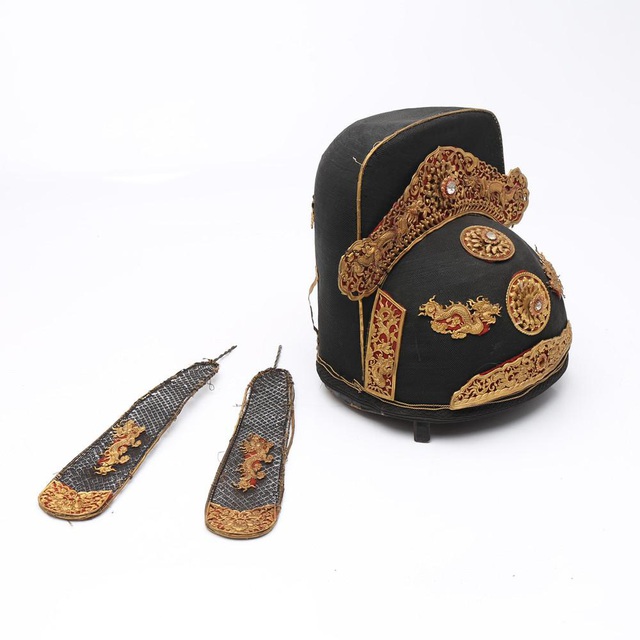  Cận cảnh chiếc mũ quan triều Nguyễn độc nhất vô nhị được bán với giá gây sốc ở Tây Ban Nha - Ảnh 6.