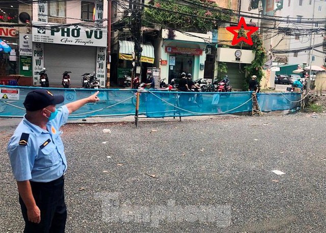 Giải tỏa căn nhà khiến ga ngầm metro Hà Nội bị treo nhiều tháng - Ảnh 1.
