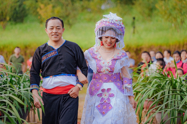 Mắc kẹt trên Tây Bắc vì dịch, chàng trai Sài Gòn cưới ngay vợ người HMông xinh đẹp - Ảnh 5.